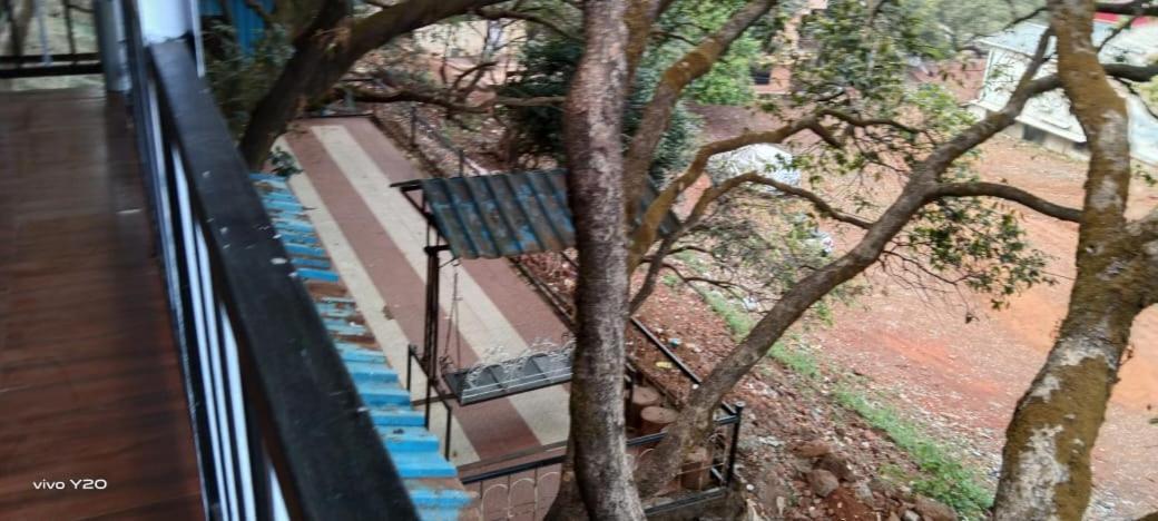 Hilltop Cottage Mahābaleshwar Extérieur photo